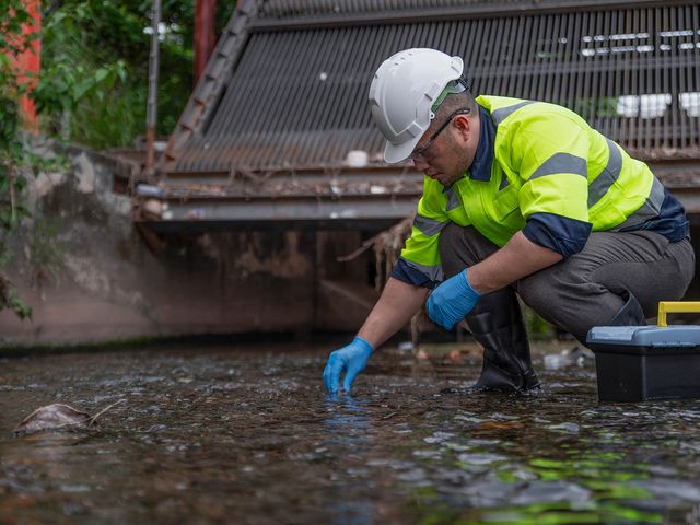 Virtual Research Environments: What They Are and Why Aquatic Science Needs Them