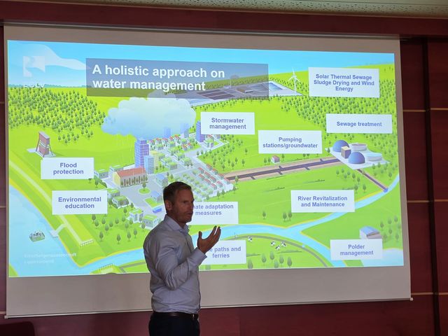 Planning the final stretch: AquaINFRA partners meet in Bochum